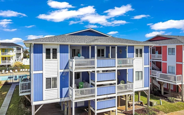 Seven Seas-7c 2 Bedroom Home by RedAwning