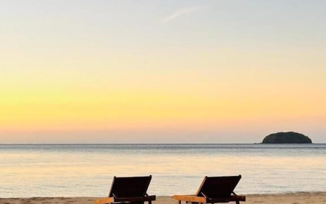 Duli Beach Farm Hostel