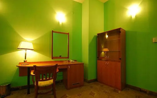 EXPO Hotel