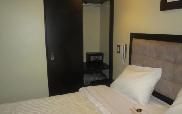 Real Suite