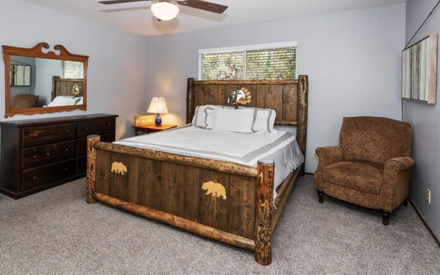 058 - Pinewood Inn