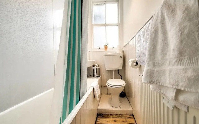 Victorian Apartment in Lively Marchmont