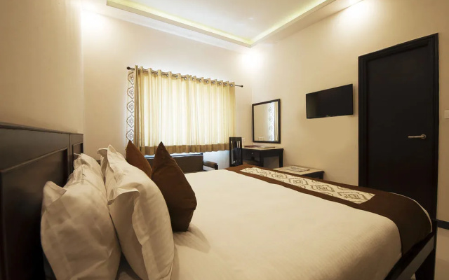 Hotel Presidency Blu Udaipur