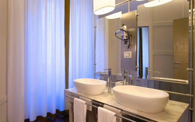 Stendhal Luxury Suites