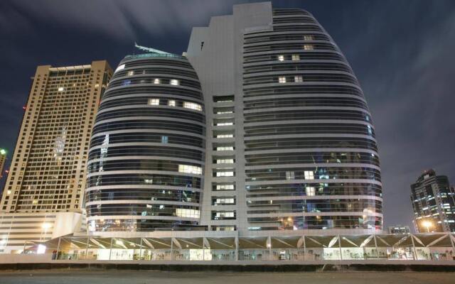 Отель Citadines Metro Central Dubai вид на фасад