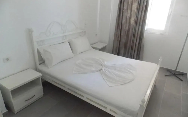 Santa Paola Hotel - In Sarandë (Kodrra)