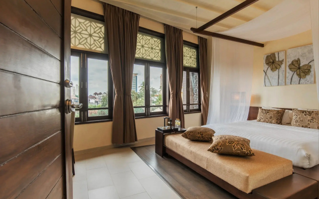 De Chai Colonial Hotel & Spa
