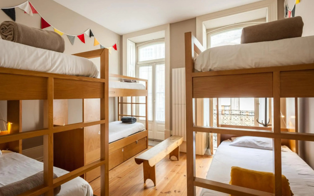 Being Porto Hostel