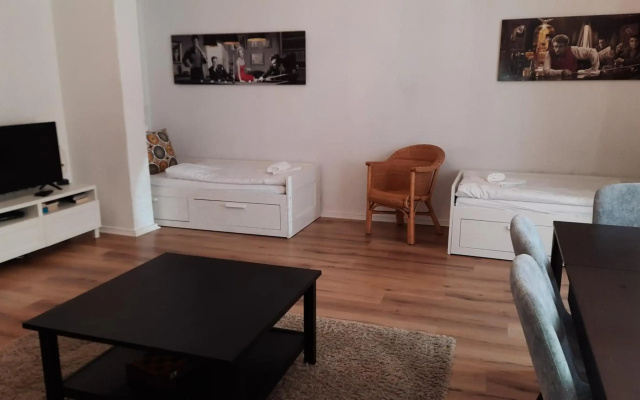 Family Apartment for 6 guests, Mitte Moabit