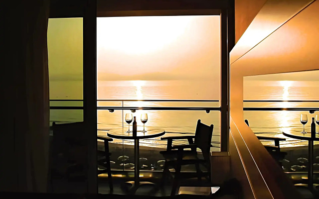 The Ciao Stelio Deluxe Hotel - Adults Only
