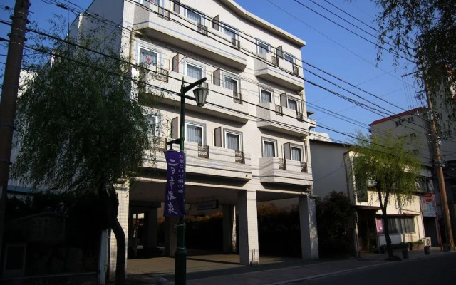 PURPLE HOTEL Futsukaichi