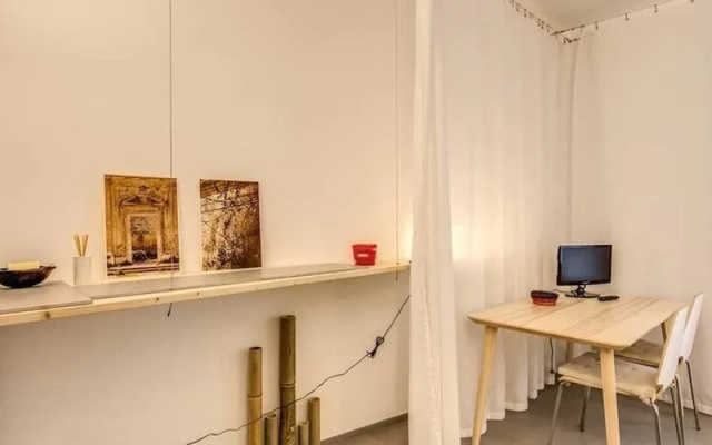 Trastevere budget studio