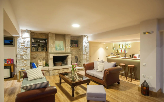Fedriades Delphi Hotel