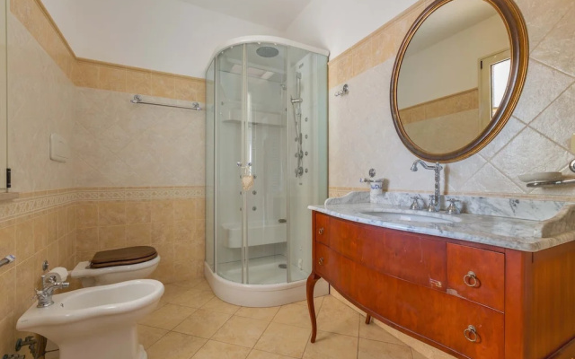2758 Villa Ester by Barbarhouse
