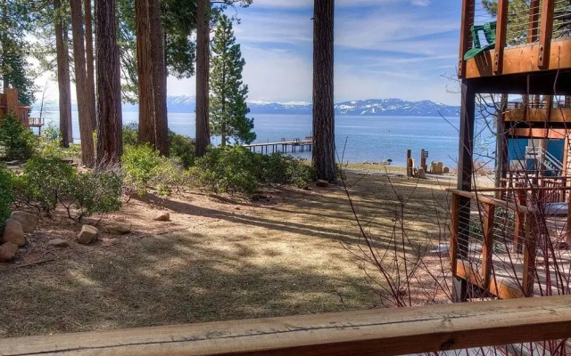 Brockway Beachside Bungalo 3 Bedroom Home by RedAwning