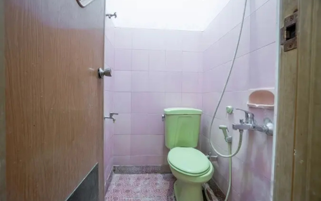 Hotel O Central Madiun Near Stasiun Kota Madiun