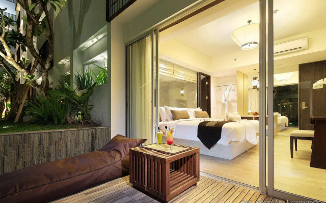 The Akmani Legian