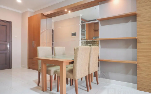 Comfort And Simply Look 1Br At Bellezza Apartment
