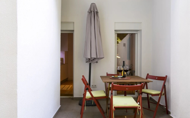 Altido Graca Patio