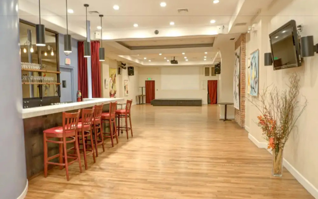Chelsea Art Suites