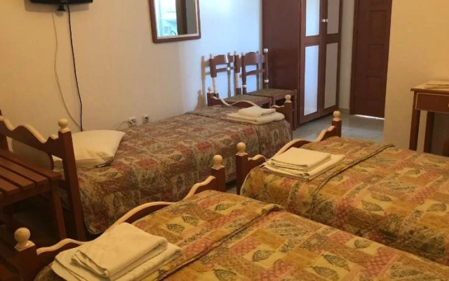 Deidamia Hotel