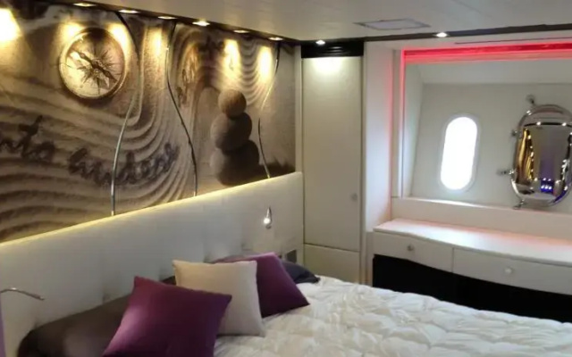 Yacht Mind Charter