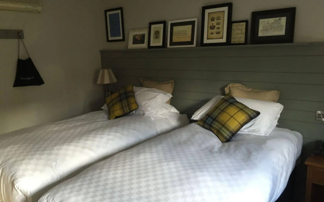 Crown Hotel
