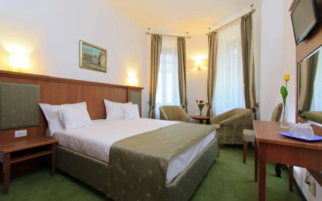 Hotel Palace
