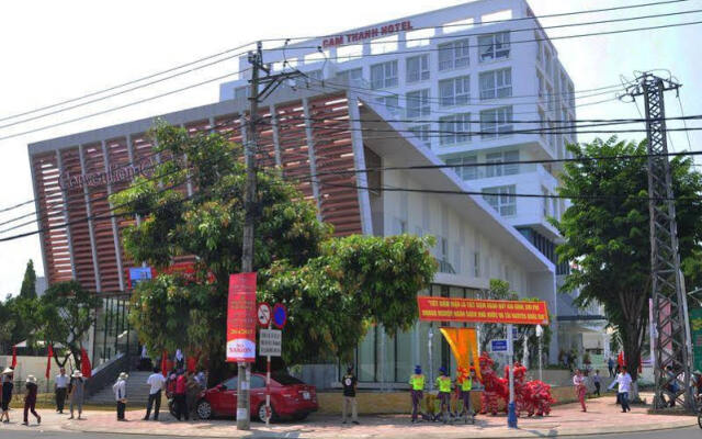 Cam Thanh Hotel вид на фасад