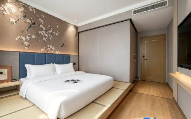 Sanhe  Hotel