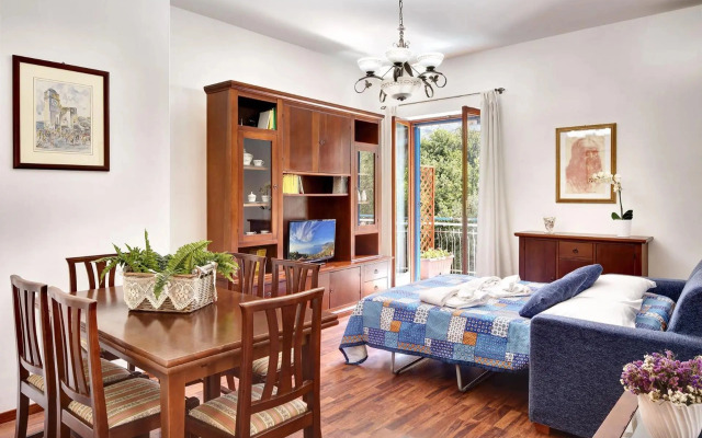 Light & Delight Apartment
