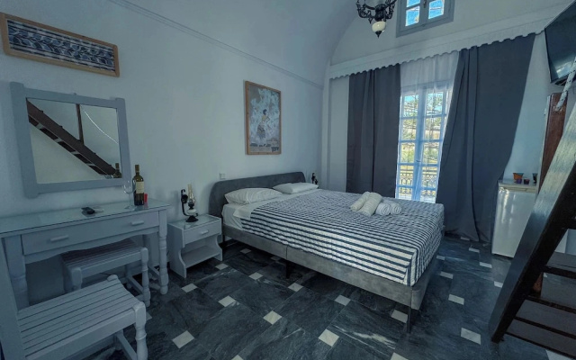 Tritonas Rooms