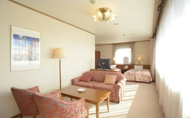 Iki Marina Hotel