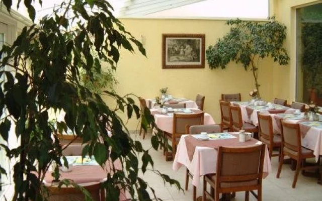 Hotel Le Joli Bois