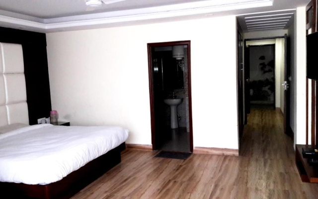 OYO 1679 Value Hotel