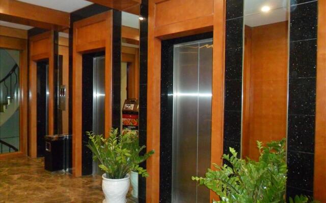 Cosiana Hotel вид на фасад