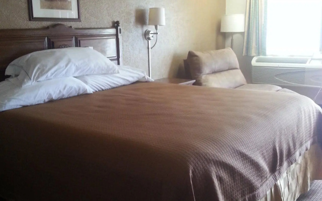 Chaparral Motel