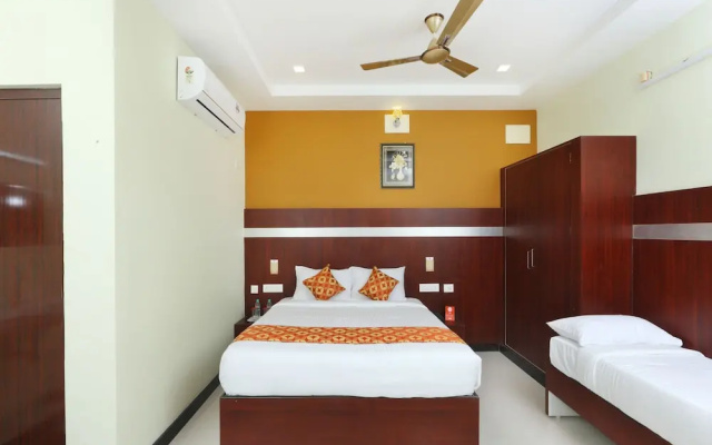 OYO 15115 Hotel Ramcharan Residency