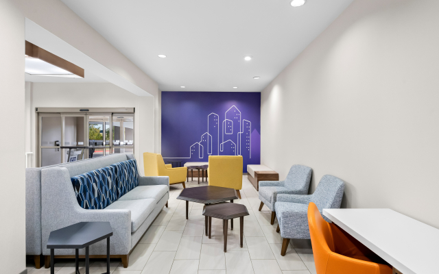 Holiday Inn Express & Suites Morrilton by IHG