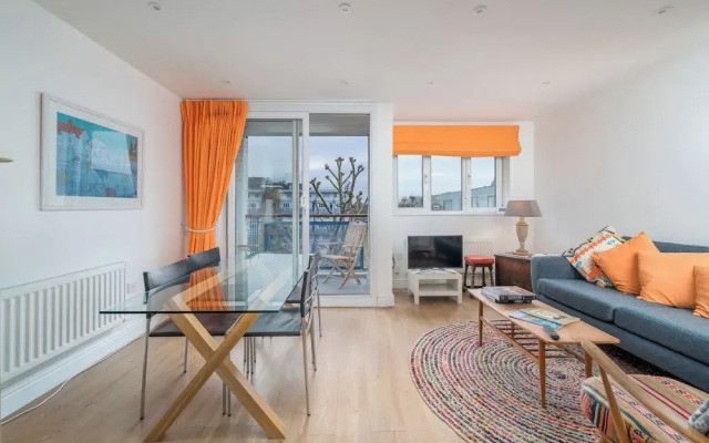 JOIVY Stylish flat between London Bridge