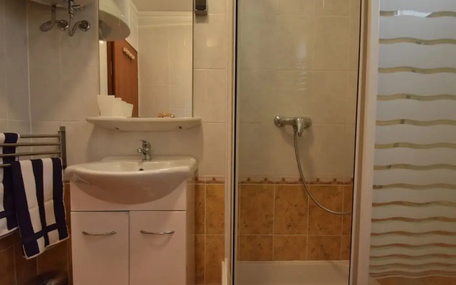 Luxurious Apartment in Vodice With Garden