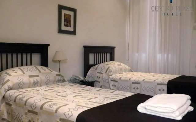 Centro Plaza Hotel
