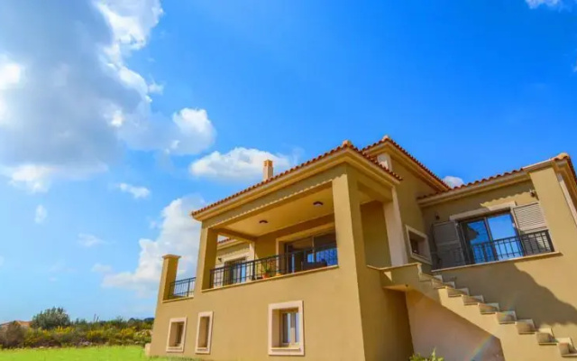 Sailing Villa Karavados