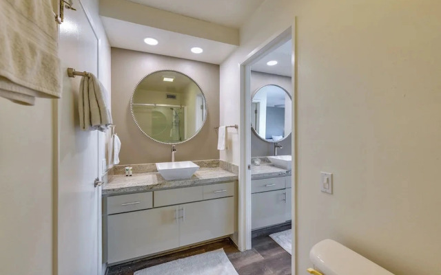 Pool Access: Pet-friendly Palm Springs Condo