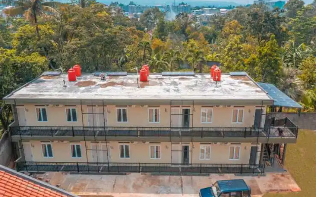 Green Leafs Katulampa by OYO Rooms