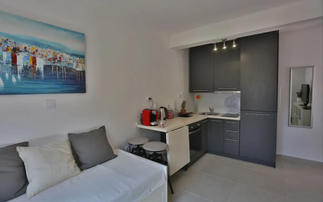 Studio Apartment Laganini