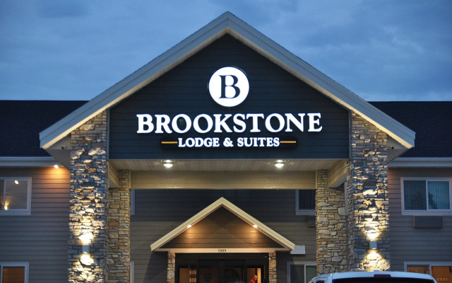 Brookstone Lodge & Suites