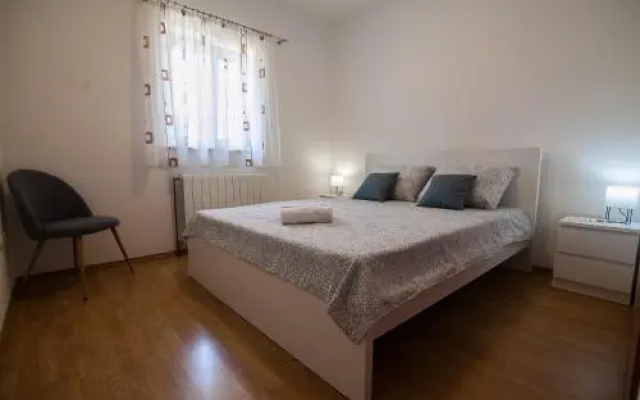 Apartment Teskera 1