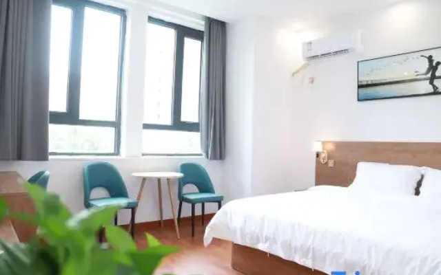 xinzheng Jiuyue Impression Hotel (Zhengda First Affiliated Hospital South Campus)
