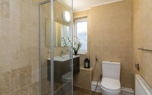 Magdala Apartment - Sleek and Modern 2bed in Nottingham